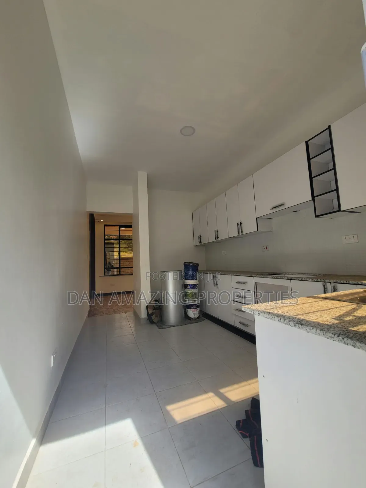 3bdrm Bungalow in Silanga Rd, Matasia for sale
