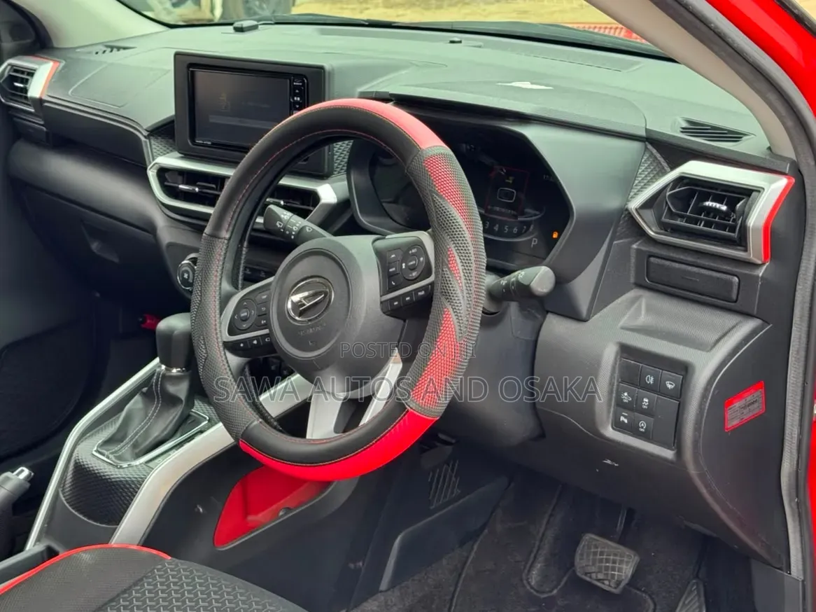 Daihatsu Rocky 2019 Orange
