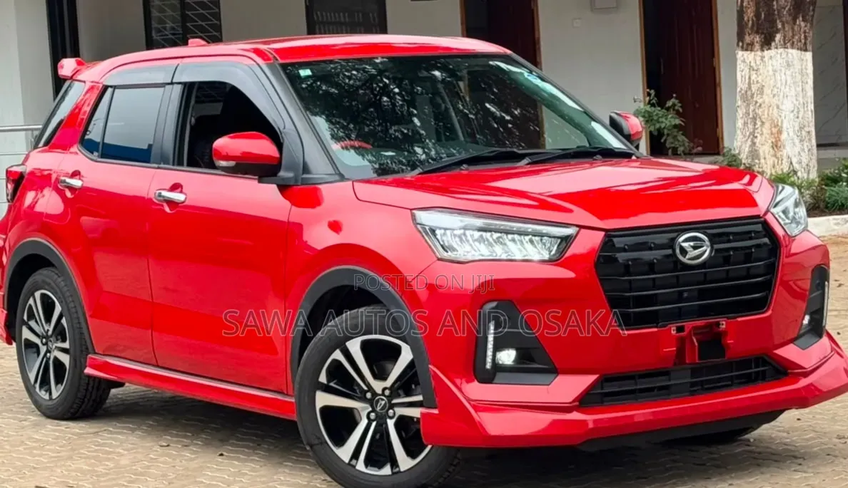 Daihatsu Rocky 2019 Orange