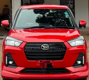 Daihatsu Rocky 2019 Orange