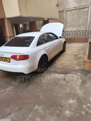 Audi A4 2.0T Premium 2010 White