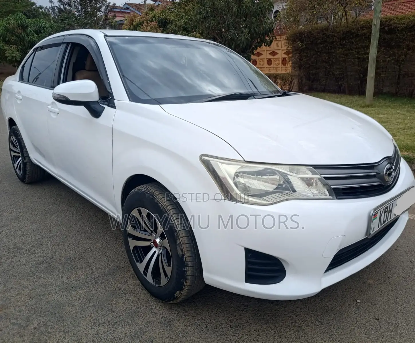 Toyota Axio 2015