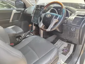 Toyota Land Cruiser Prado 2015 Gray