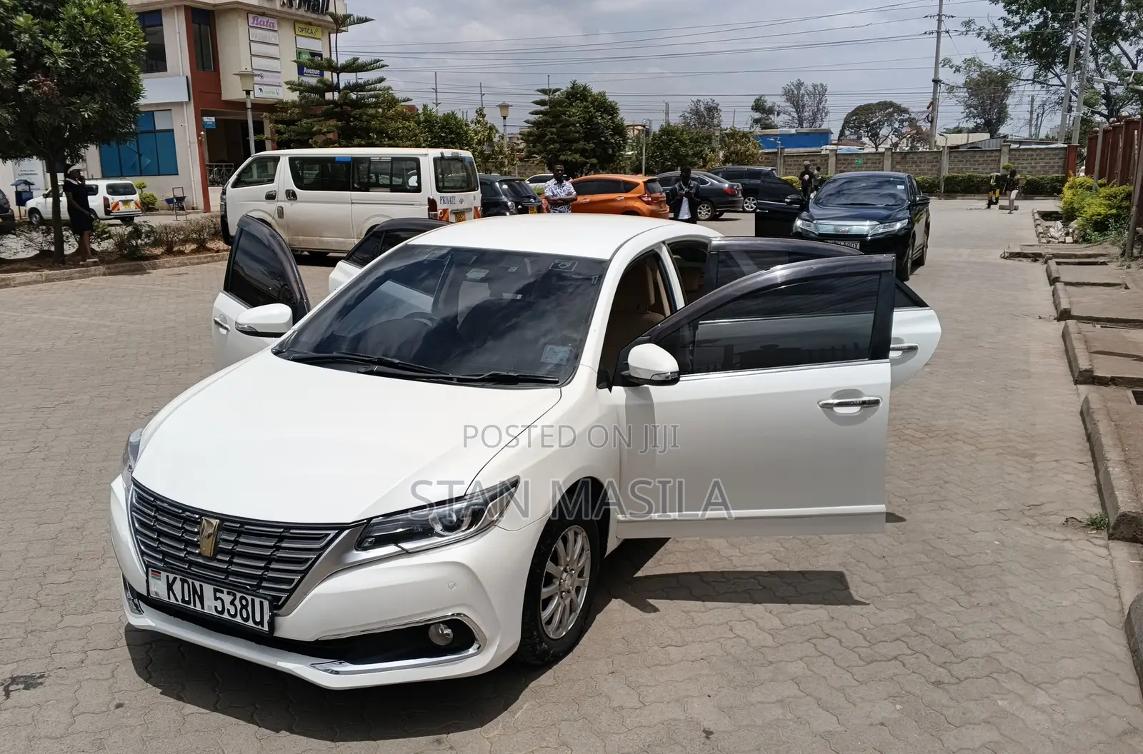 Toyota Premio 2017 White