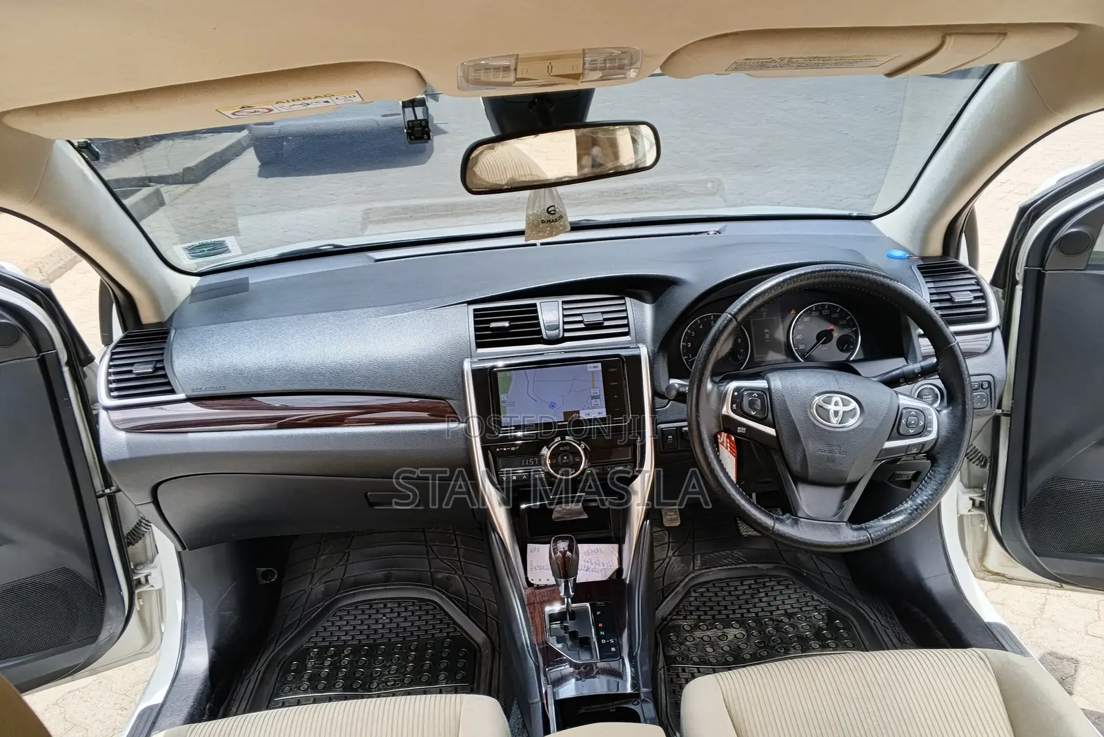 Toyota Premio 2017 White