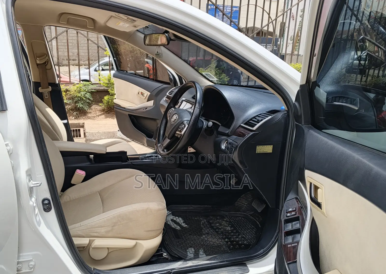 Toyota Premio 2017 White