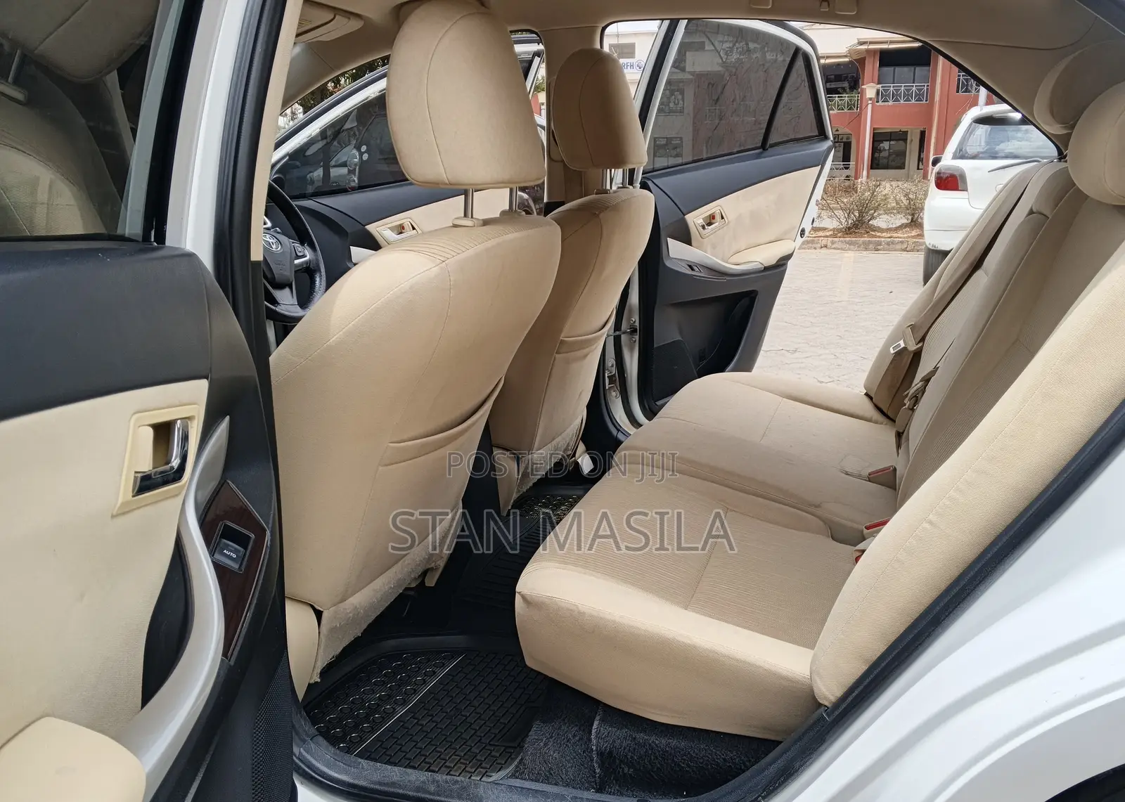 Toyota Premio 2017 White