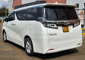 Toyota Vellfire 2018 White