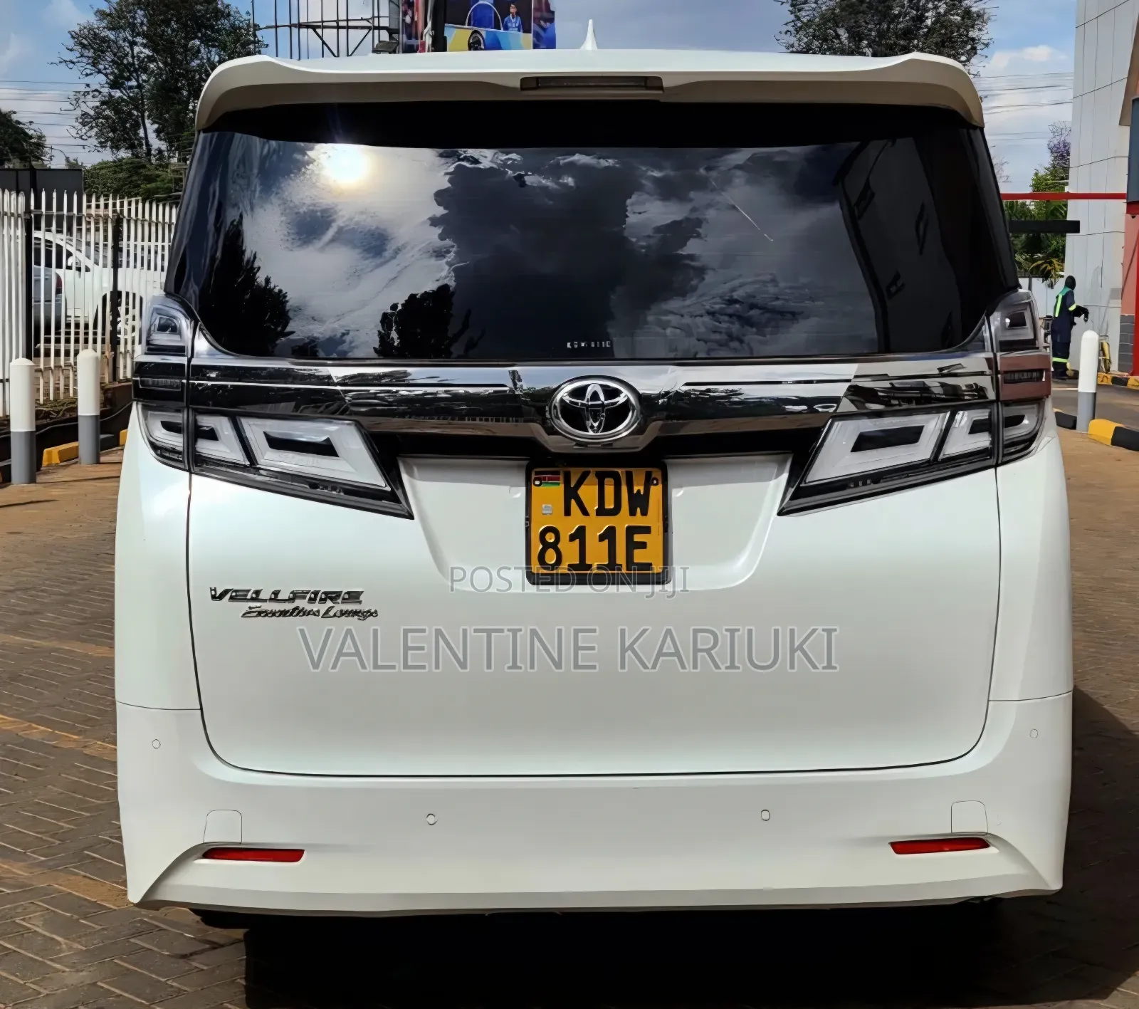 Toyota Vellfire 2018 White
