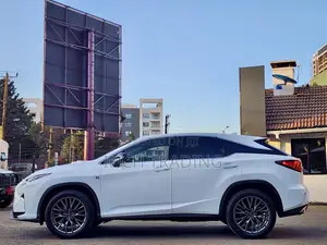 Lexus RX 300 4WD 2019 White