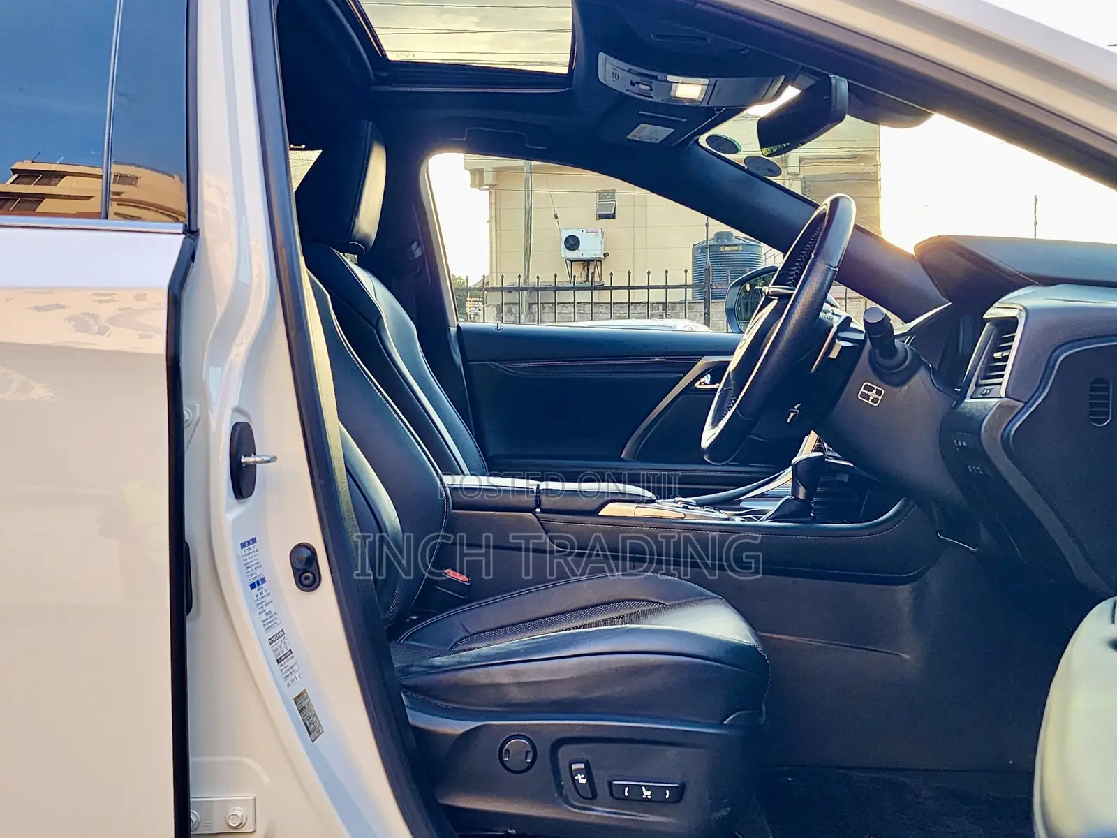Lexus RX 300 4WD 2019 White