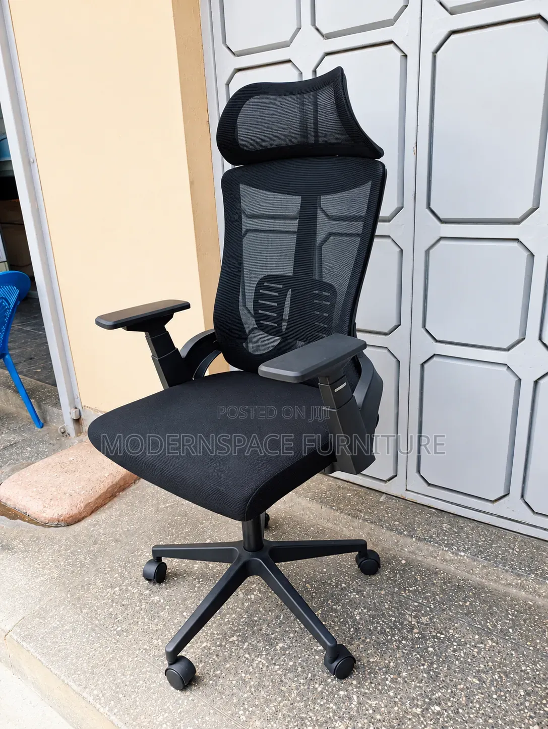 Ergonomic Mesh Chair