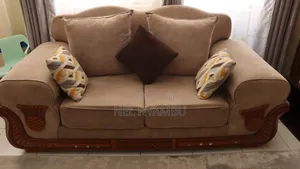 Seven Seater Sofa Set in Good Condition, Very Clean