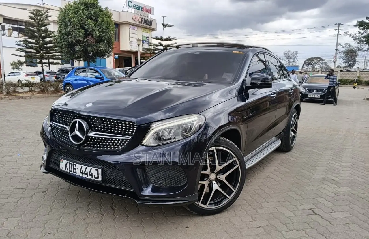Mercedes-Benz GLE-Class 2016 Blue