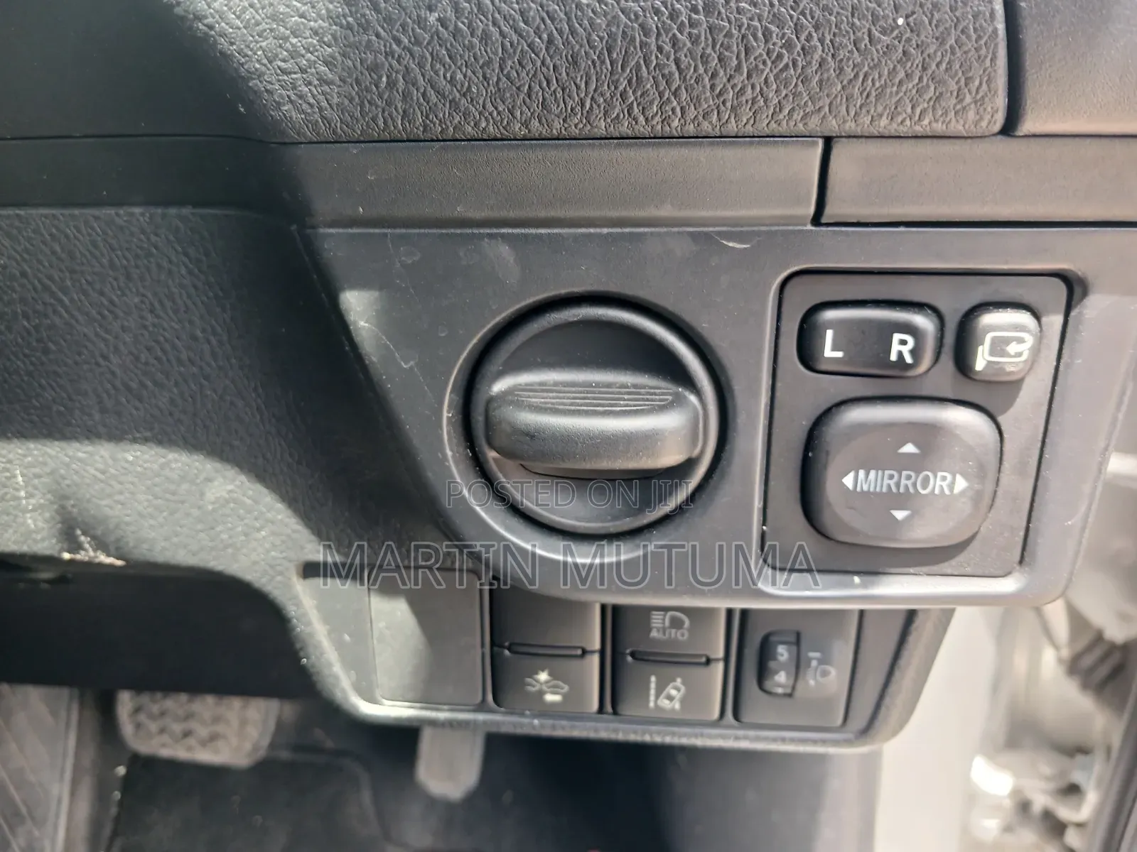 Toyota Corolla Fielder 1.5 Petrol AWD 2019 Silver