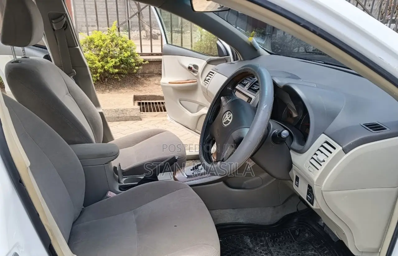 Toyota Axio 2011 White