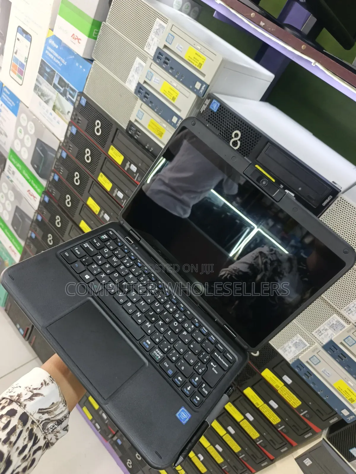 Laptop 4GB Intel Celeron SSD 60GB