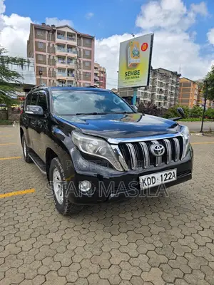 Toyota Land Cruiser Prado 2016 Black