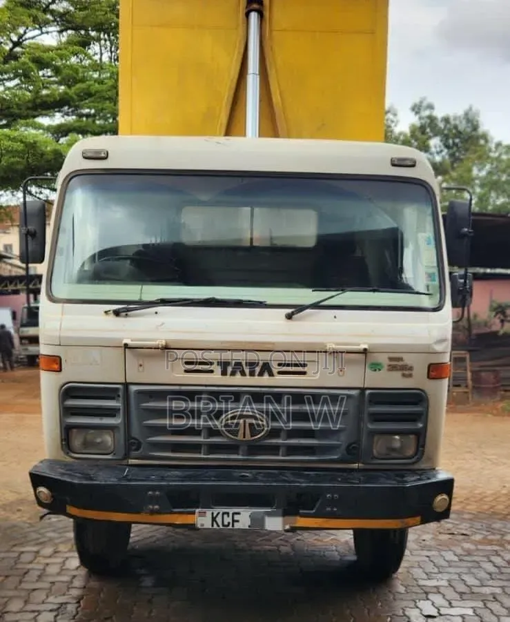 Tata Tipper 2516