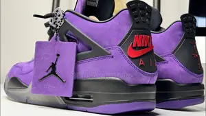 Air Jordan 4 Retro "Travis Scott Purple" (Friends and Family),