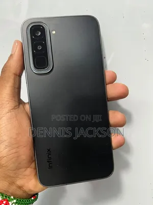 Infinix Hot 70 128 GB Black