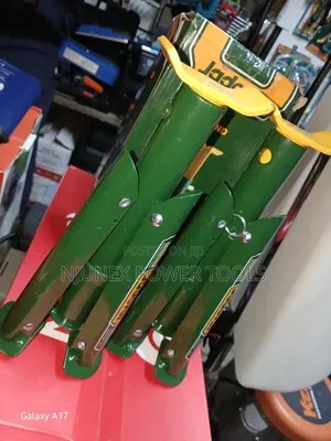 Jadever 3-Ton Ratchet Jack Stands