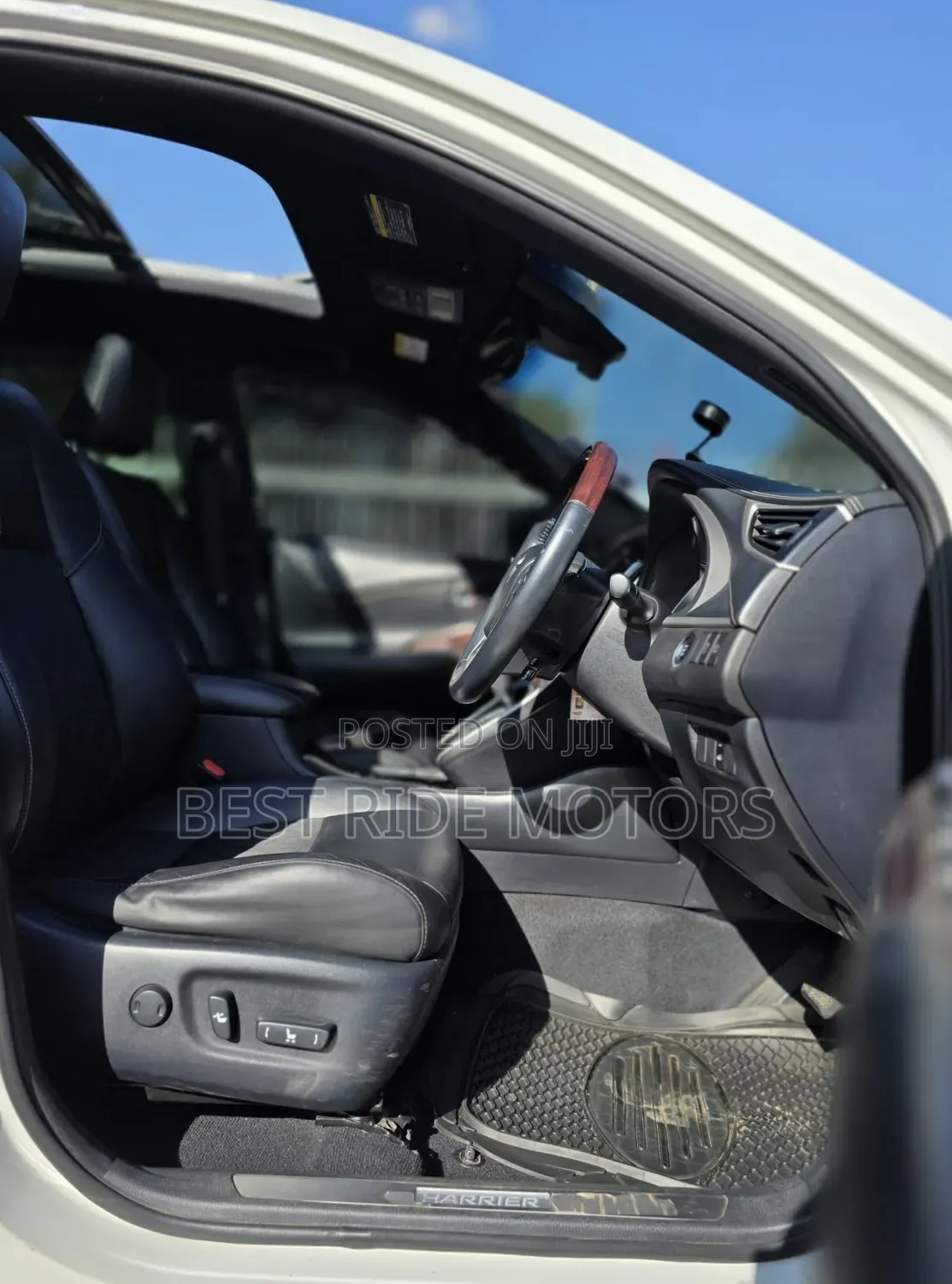Toyota Harrier 2.0 2015 Pearl