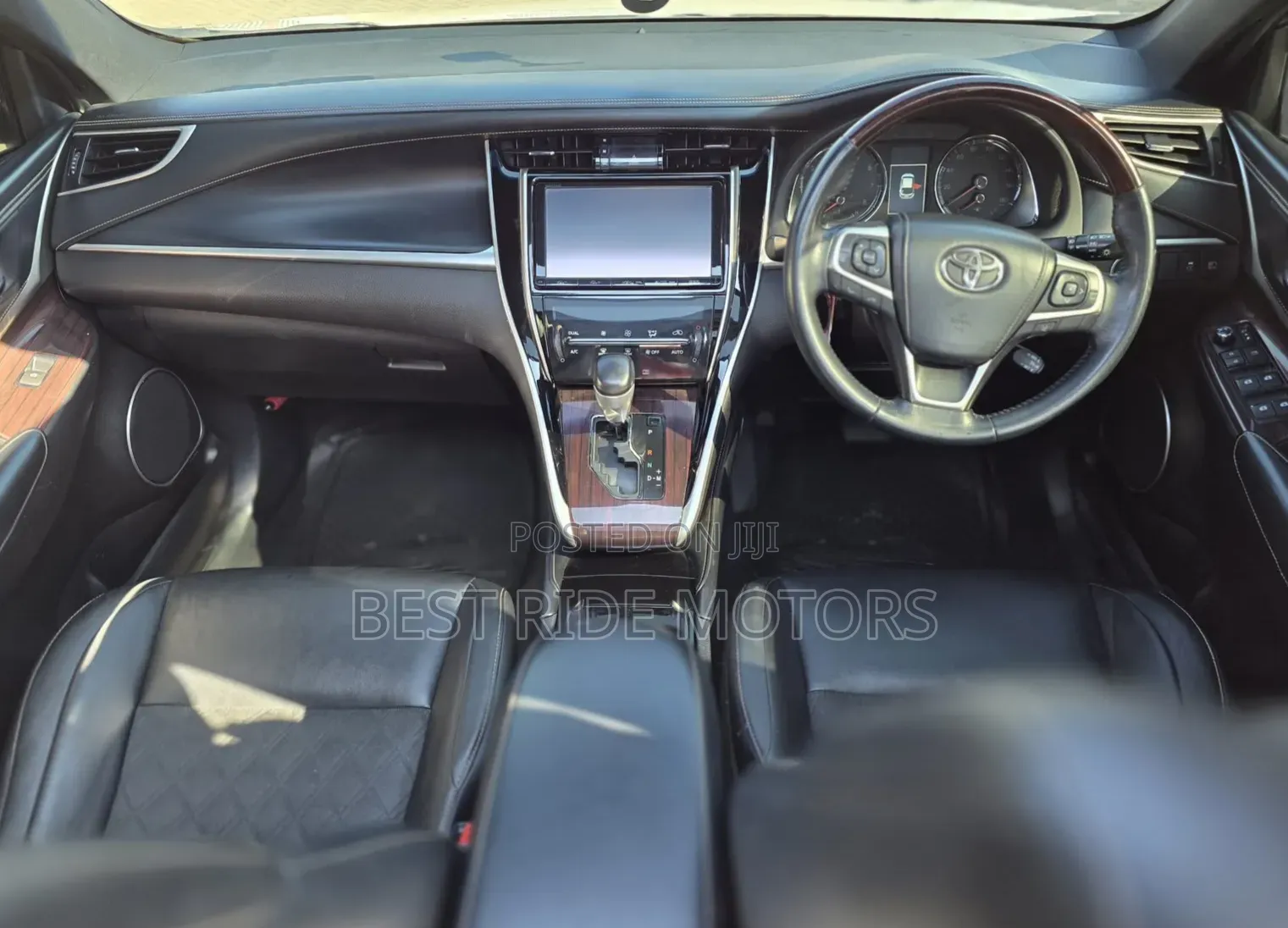 Toyota Harrier 2.0 2015 Pearl