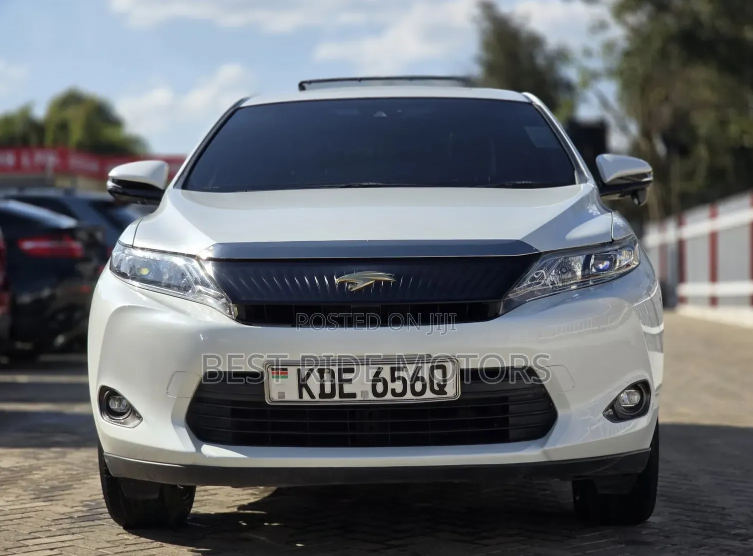 Toyota Harrier 2.0 2015 Pearl