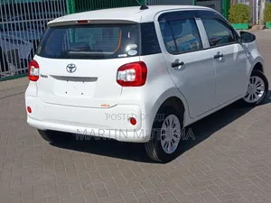 Toyota Passo 1.0 FWD 2019 White