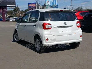 Toyota Passo 1.0 FWD 2019 White