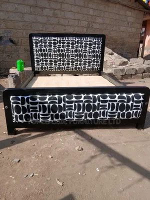 5x6 Bed Black Frame With Unique With White and Black Fabric