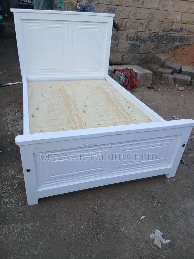 Affordable 4x6 Panel White Bed - thumbnail 2