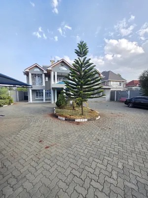 5bdrm Maisonette in Airport Rd On 1/4, Gateway Mall Area for sale