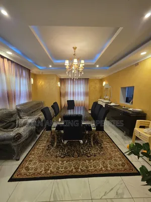 5bdrm Maisonette in Airport Rd On 1/4, Gateway Mall Area for sale