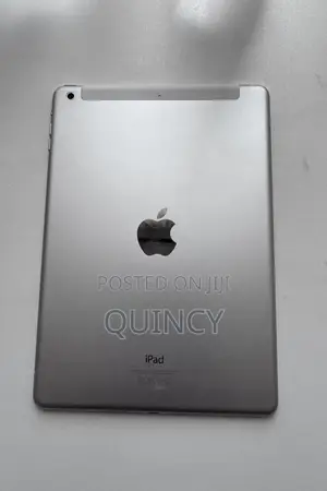 Apple iPad Air 64 GB Silver