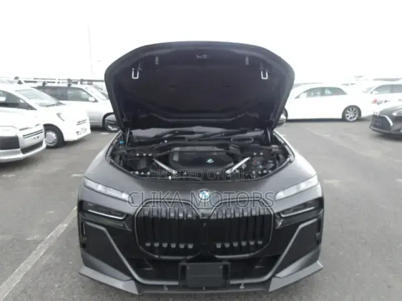 BMW 740 2025 Black