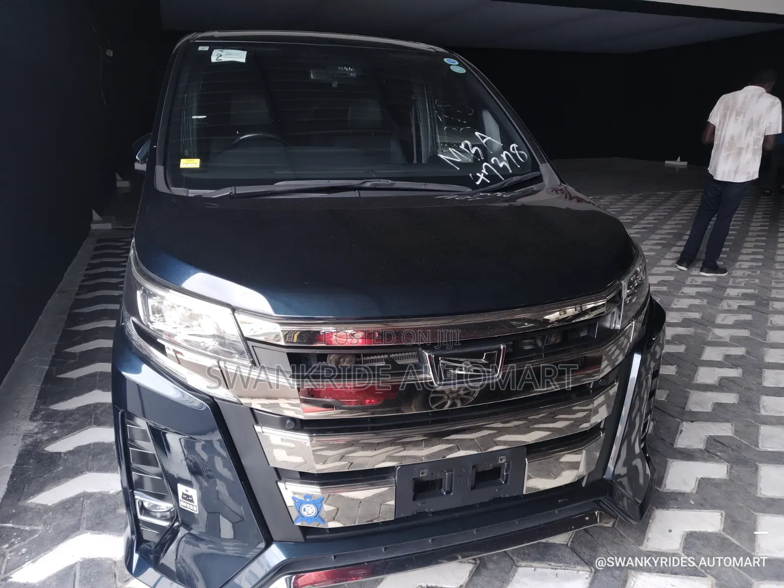 Toyota Noah 2.0 AWD (7 Seater) 2020 Black