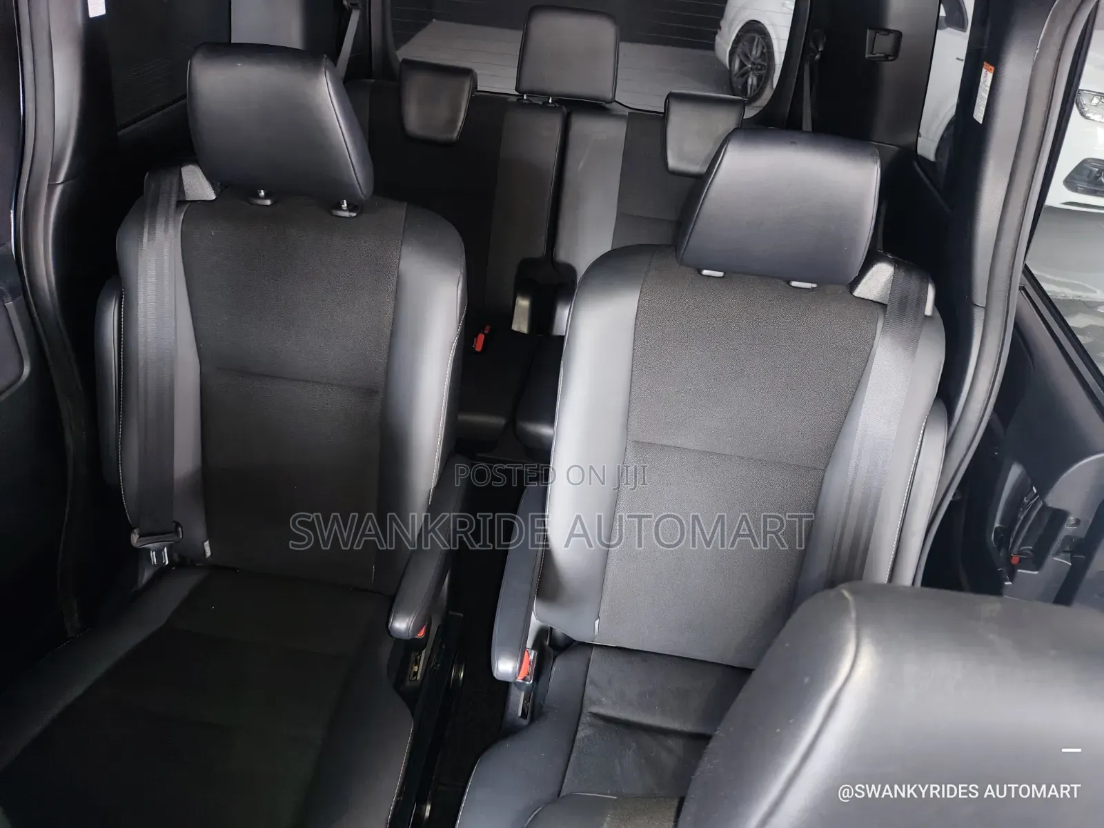 Toyota Noah 2.0 AWD (7 Seater) 2020 Black