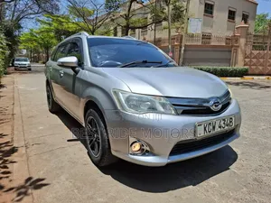 Toyota Corolla Fielder 1.5 Petrol FWD 2013