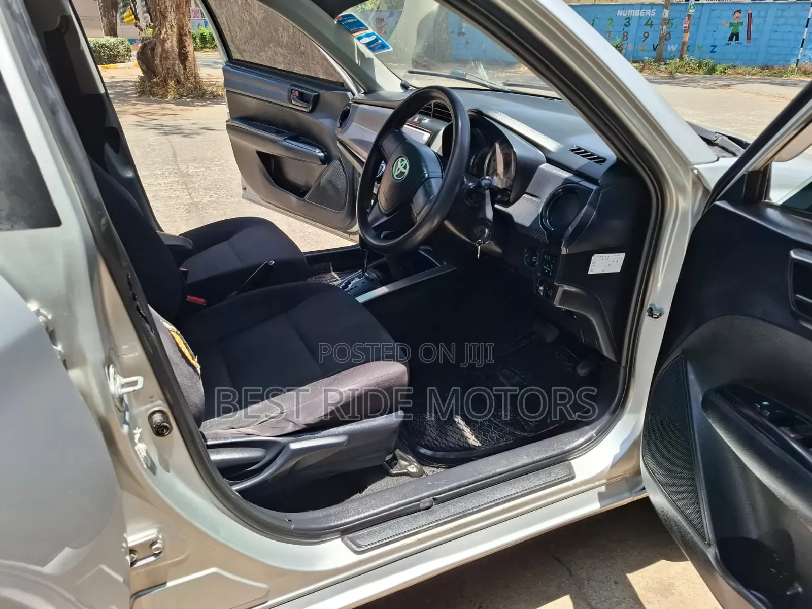 Toyota Corolla Fielder 1.5 Petrol FWD 2013