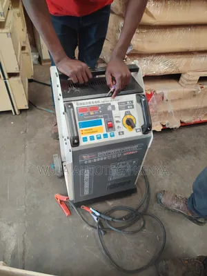 Heavy Duty Car and SUVs Battery Charger and Jumper Machine Sunshine