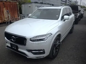 Volvo XC90 T5 R-Design 7 Passenger AWD 2020 White