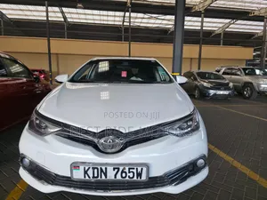 Toyota Auris 2017 White