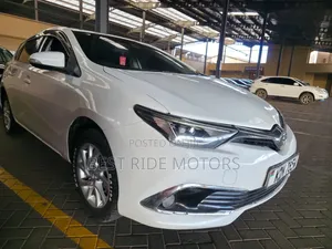 Toyota Auris 2017 White