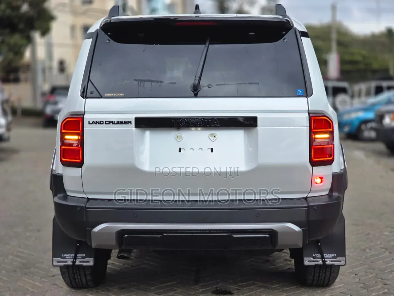 Toyota Land Cruiser Prado 2024 White