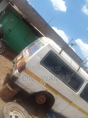 Nissan Vanette 2013 White
