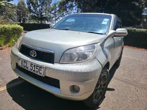 Toyota Rush 1.5 AWD 2011 Beige