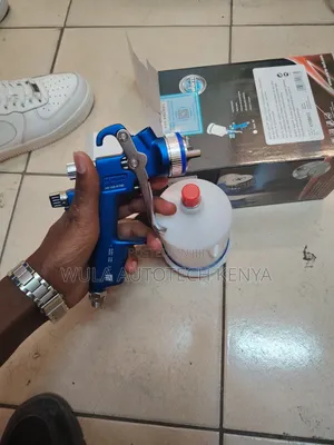 Suitable for Garages Auto Body Work and Industrial Use Painting Gun