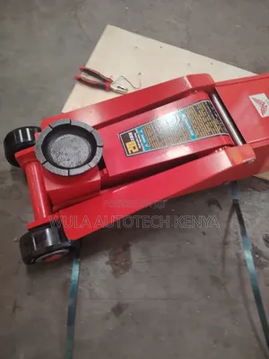 Heavy Duty 20tns Trolley Jack Machine Built for Professional Use